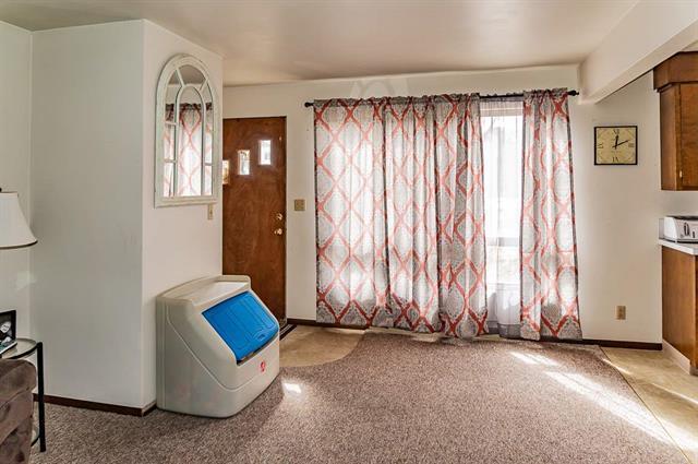 Foto del edificio - 613 E Washington St