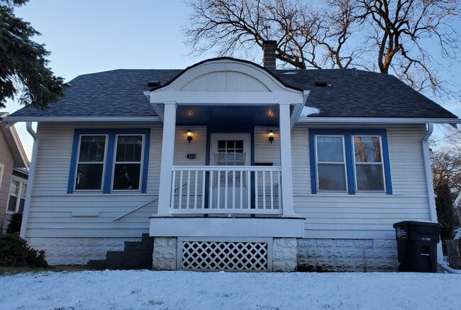 Building Photo - 3316 N 45th St