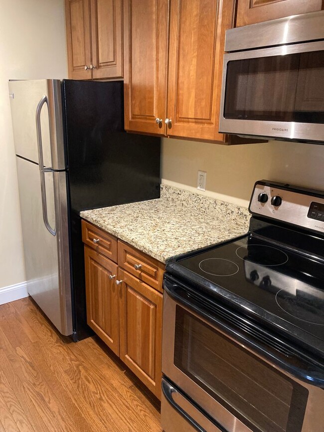 92 Eastern Ave Unit 92 Eastern Avenue 2, Manchester, NH 03104 Apartments in Manchester, NH