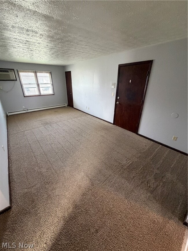 Building Photo - 835 Cook Ave