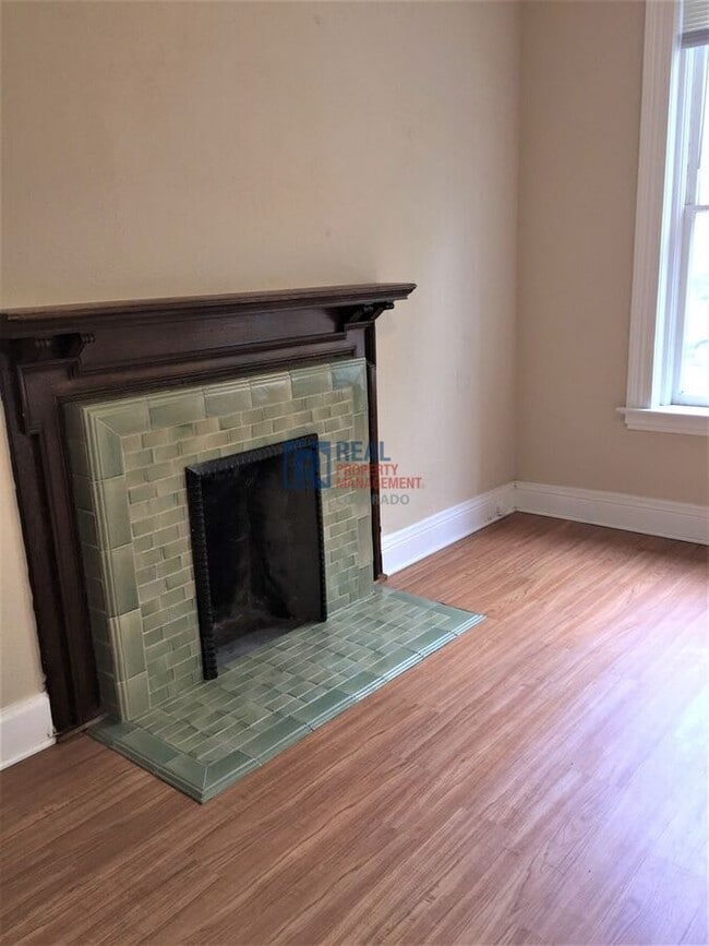 Photo - 1754 N Washington St House