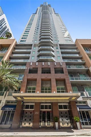 Foto del edificio - 253 NE 2nd St
