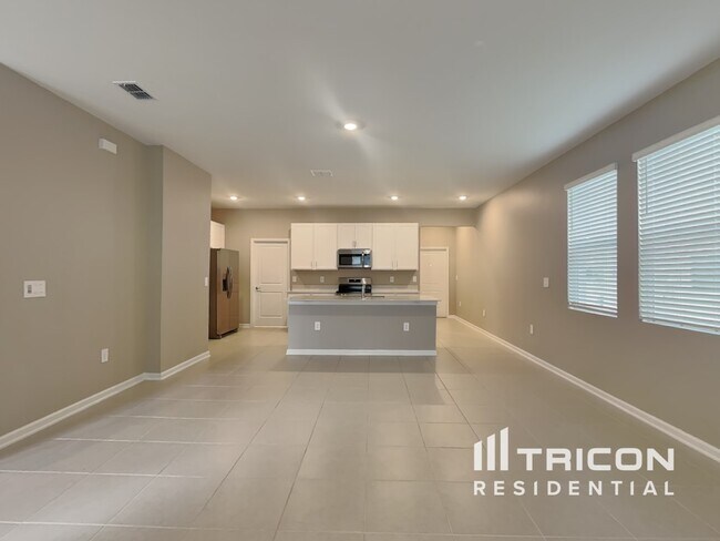 Building Photo - 728 Abita Aly