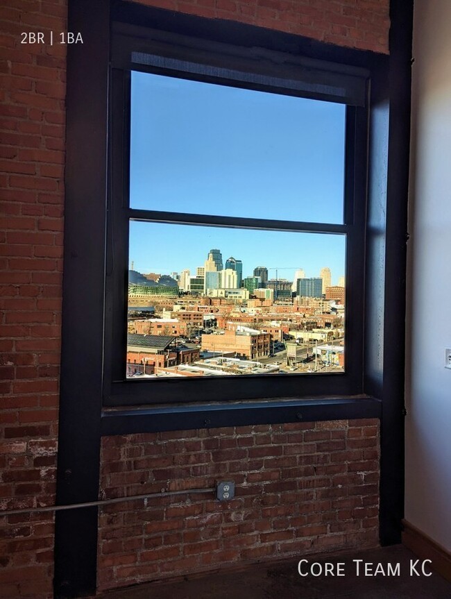 Building Photo - Downtown views! Two bedroom Crossroads Lofts