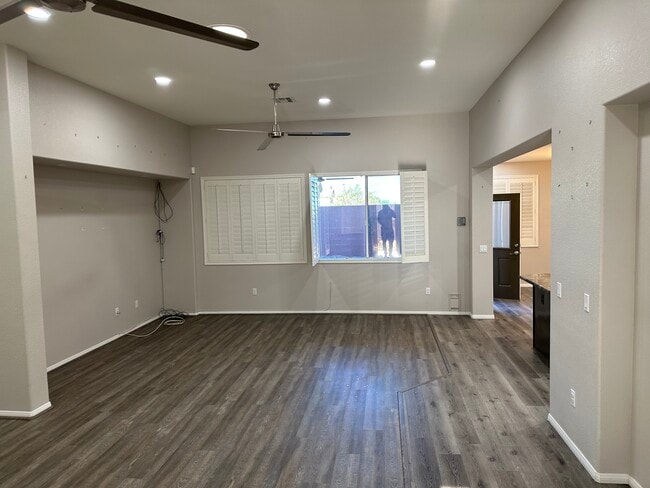 Building Photo - 3808 Terrace Grove St