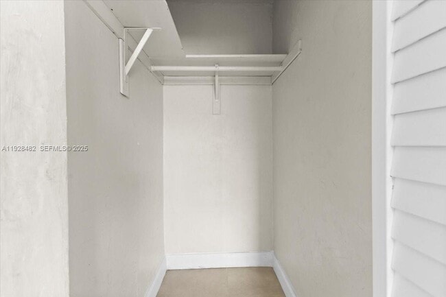 Building Photo - 140 NW 198th St