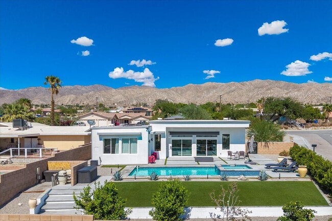 Foto del edificio - 11635 Upland Way