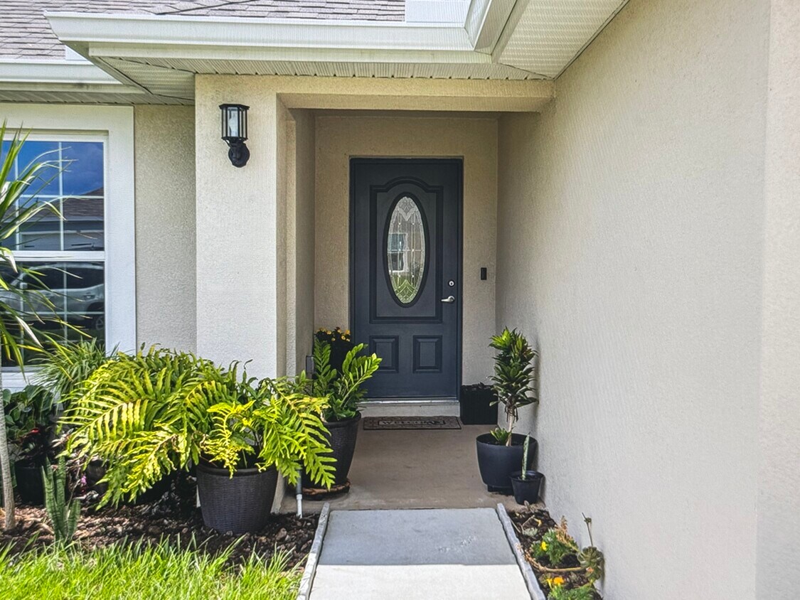 Foto principal - 482 Panaro Ln