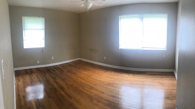 Building Photo - 5 Bedroom House, Just Minutes from FSU!