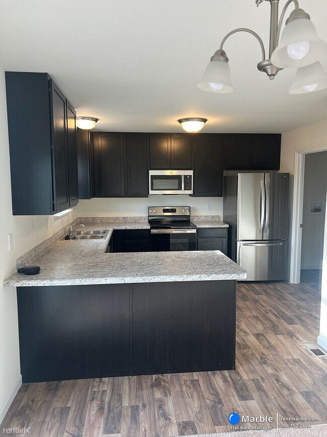 Foto del edificio - 4 br, 2.5 bath House - 144 Creek Haven Court