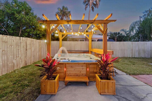 Foto del edificio - 10546 53rd Ave N