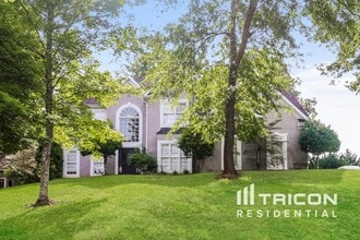 Building Photo - 5025 Cascade Overlook SW Building Photo - 5025 Cascade Overlook SW