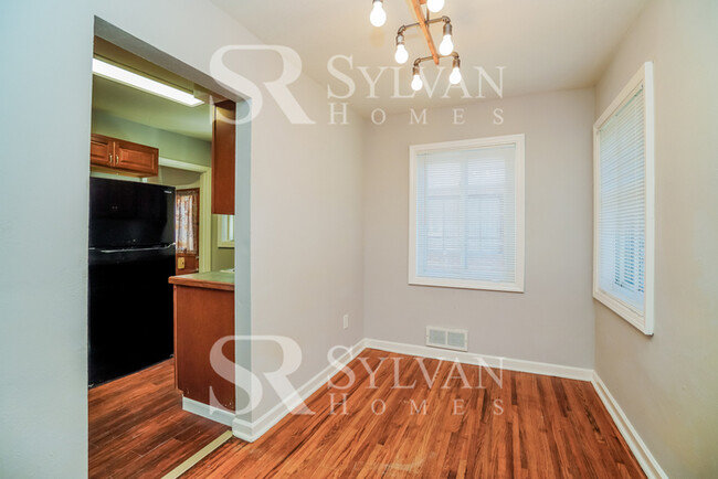 Foto del edificio - Comfortable living in this 2 BR, 1.5 BA home