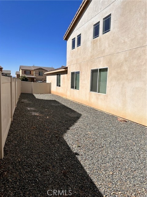 Foto del edificio - 15866 Barrel Cactus Ln