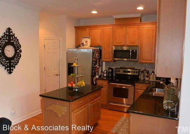 Foto del edificio - 3 br, 2.5 bath House - 3123 Kentish Town Lane