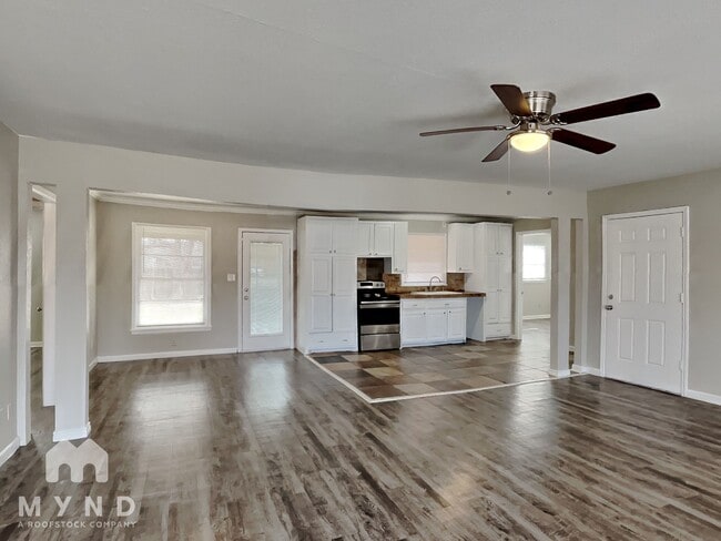 Building Photo - 3613 40th St