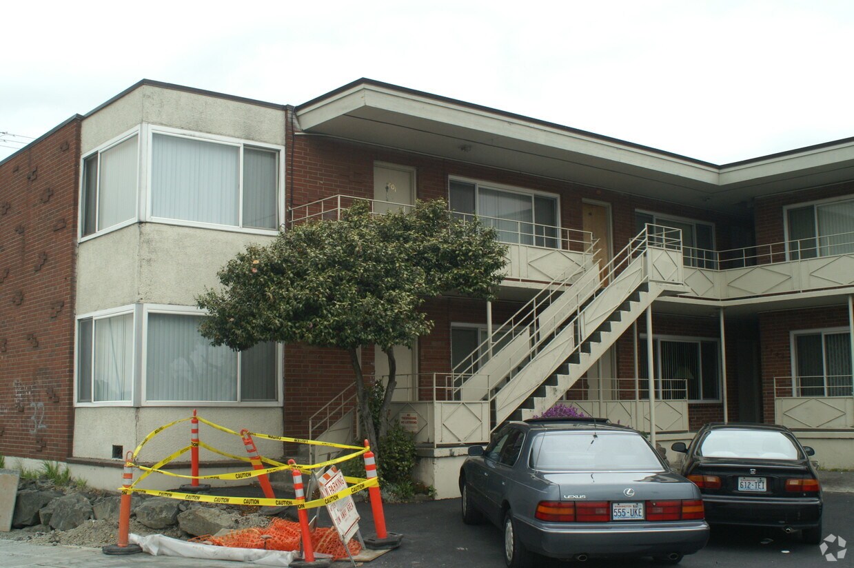 5314 Martin Luther King Jr. Way S, Seattle, WA 98118 Apartments