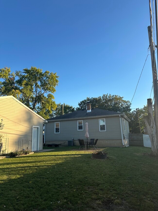 Foto del edificio - 220 Thornton St