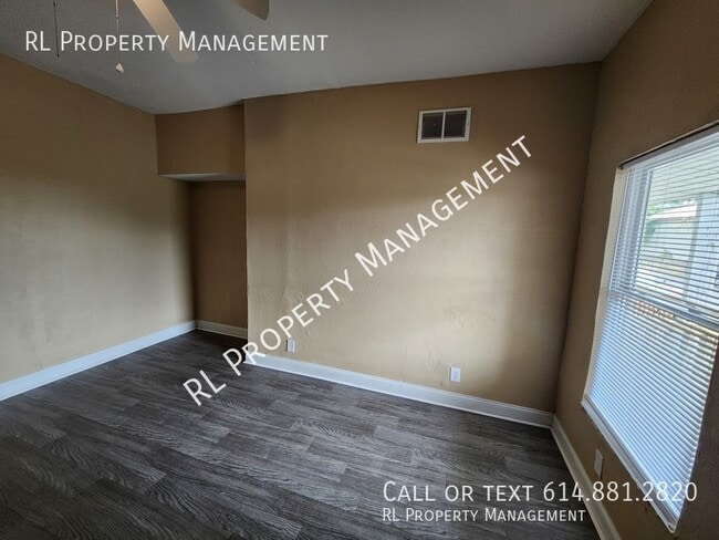 Building Photo - WAIVED APPLICATION FEE AND $100 GIFT CARD ...