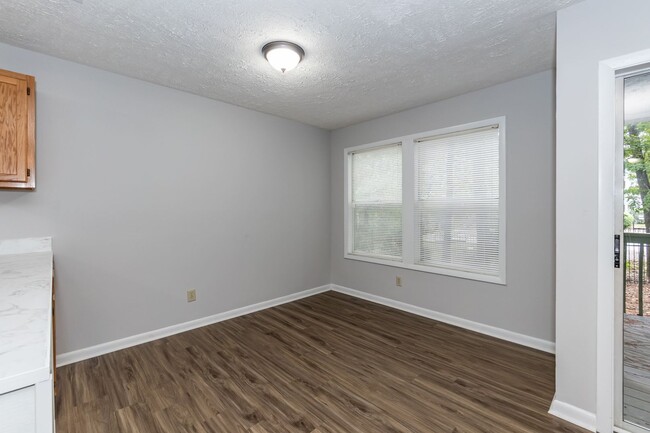 Building Photo - Amazing 2 bedroom apartment!!!