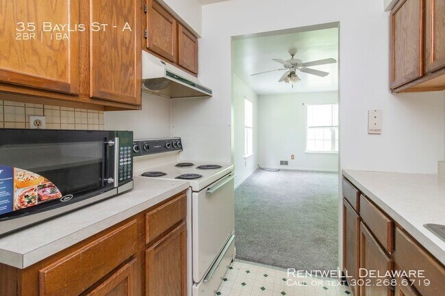 Building Photo - Well-Maintained 2BR/1BA only $975!!