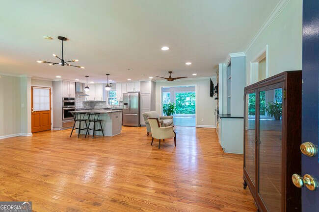 Foto del edificio - 2535 Melinda Dr NE