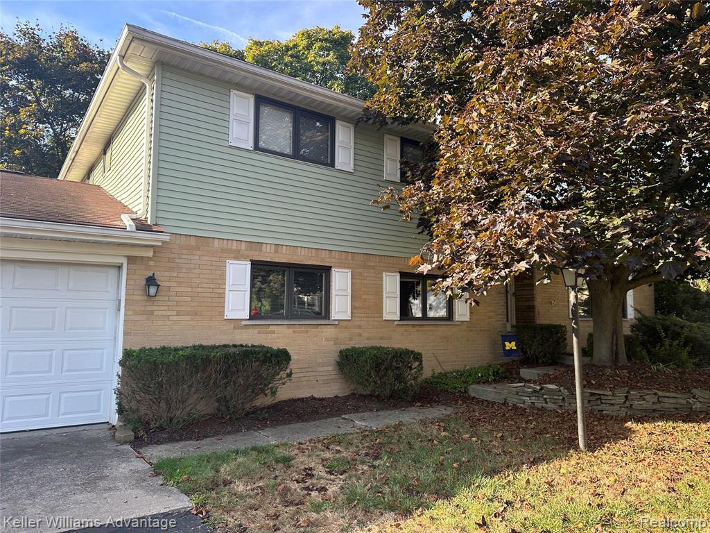 Foto principal - 5529 Pembury Ln