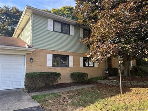 Building Photo - 5529 Pembury Ln