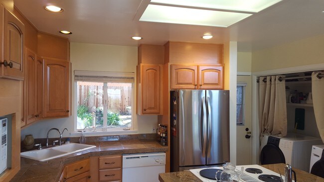 Foto del edificio - 95 Skyline Cir