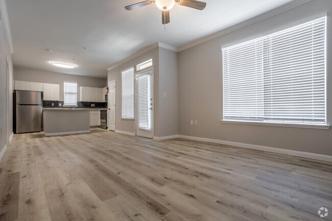 Interior Photo - Estates at Fountain Lake