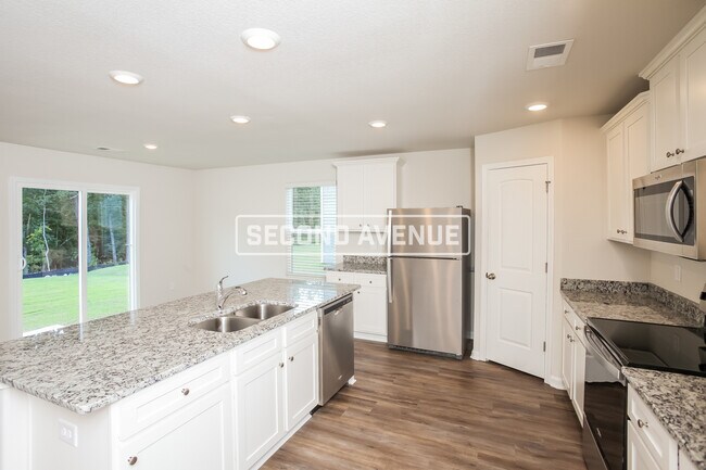 Building Photo - 332 Sundew RD