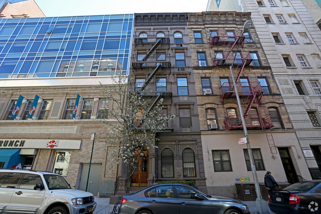 Foto del edificio - 164 W 83rd St