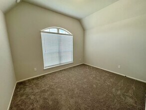Building Photo - 31310 Wildflower Fld Ct