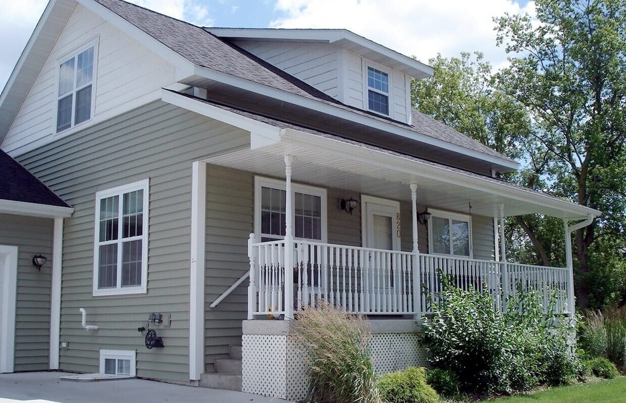 Primary Photo - 820 2nd St N