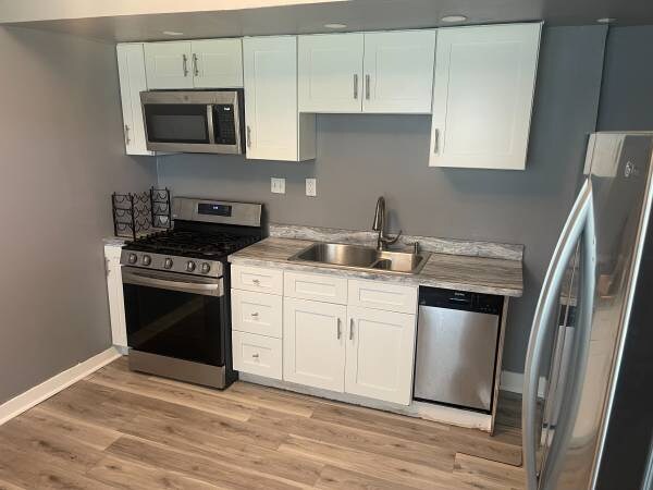 Foto del edificio - 9202 Edmunds Ave