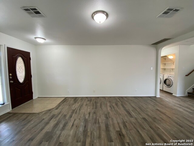 Building Photo - 373 Starling Creek