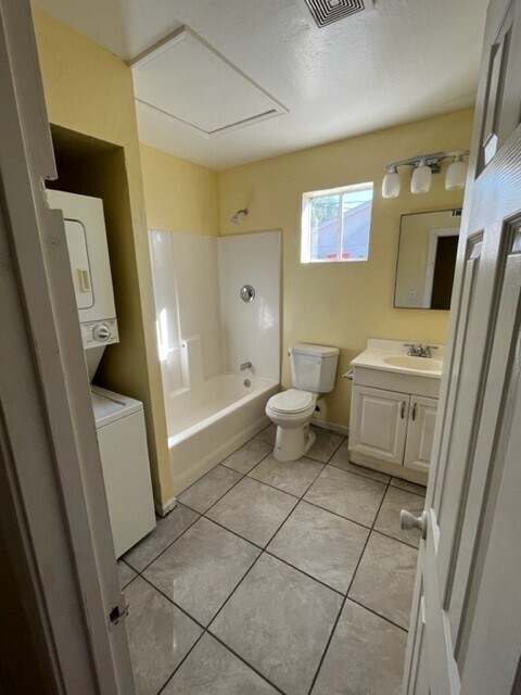 Foto del edificio - 2745 E Willetta St