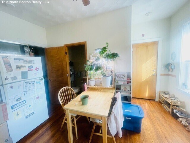 Primary Photo - 206 Hanover St
