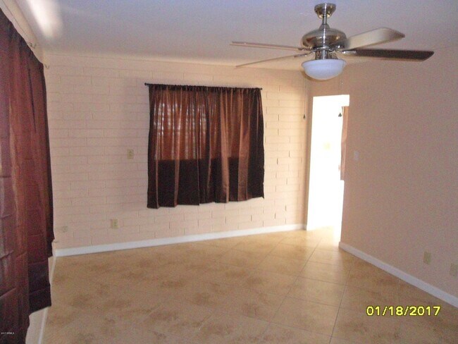 Foto del edificio - 11363 N 113th Ave