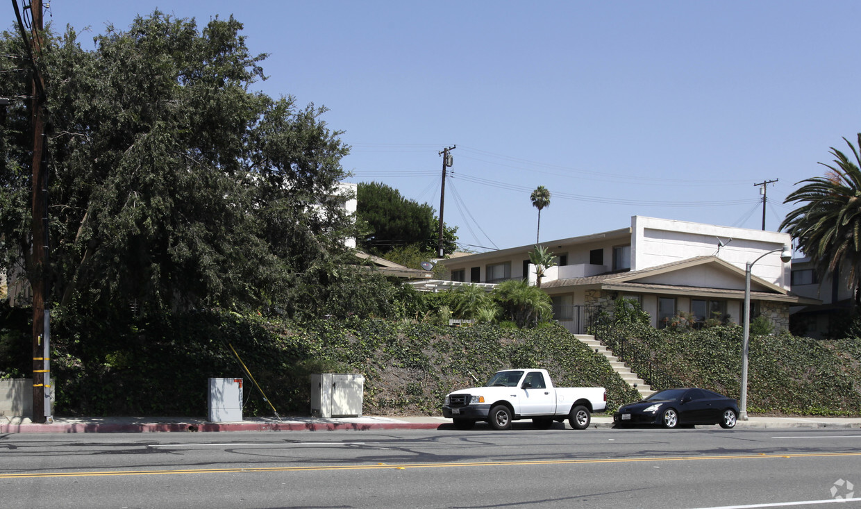 Building Photo - Hillside Terrace Apartments