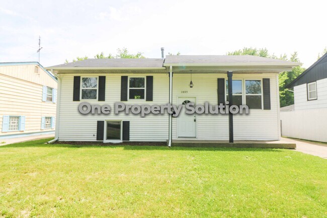 Building Photo - 1407 E 51st Pl