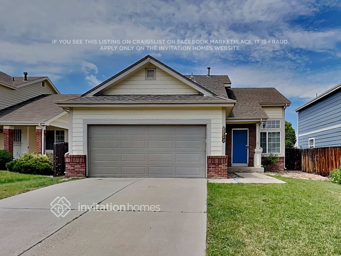 Foto principal - 22042 E Princeton Cir