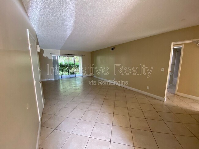 Photo - 623 E San Sebastian Ct Apartment