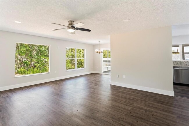 Building Photo - 616 Water Rd