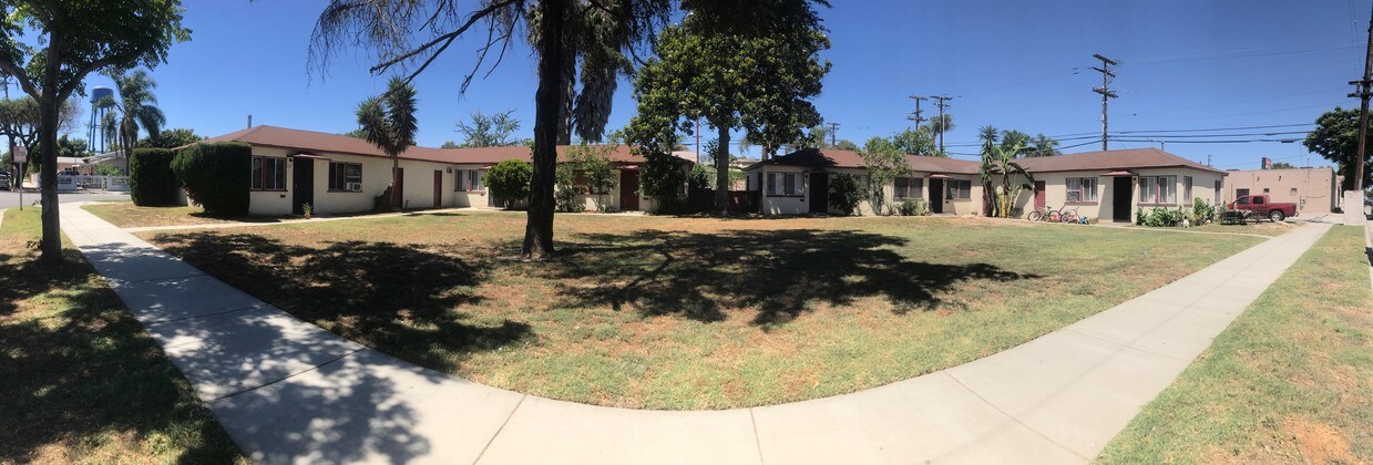 4331 & 4339 Walnut - 4331 Walnut Ave