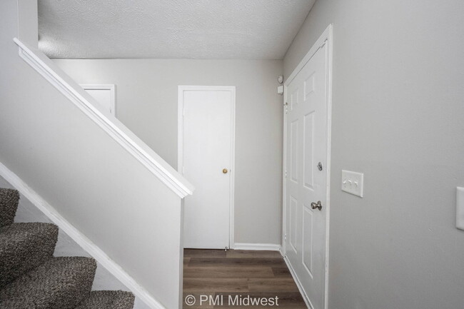 Foto del edificio - "Spacious 4-Bedroom Gem on Pillory Drive w...