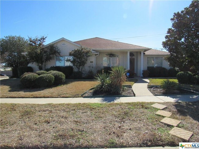 Foto del edificio - 5812 Montrose Dr