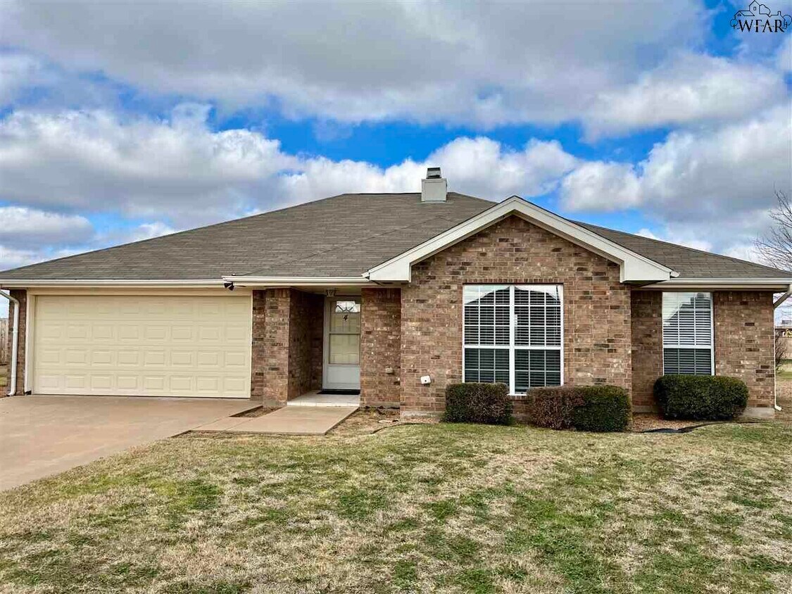 4 Delia Ct, Wichita Falls, TX 76302 House Rental in Wichita Falls, TX