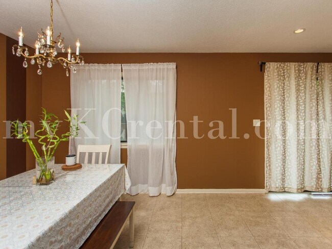 Foto del edificio - 9619 Outlook Dr