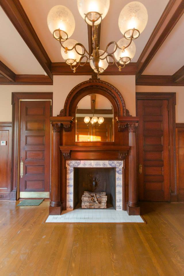 Sala de estar - 378 W Church St